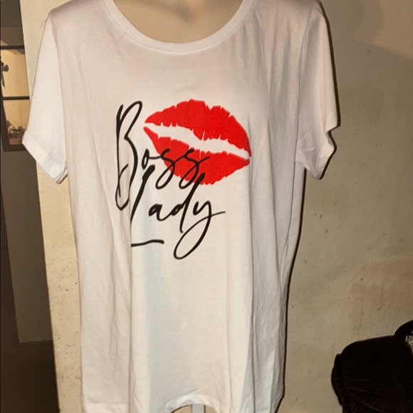 Graphic Red Lips Graphic Tee